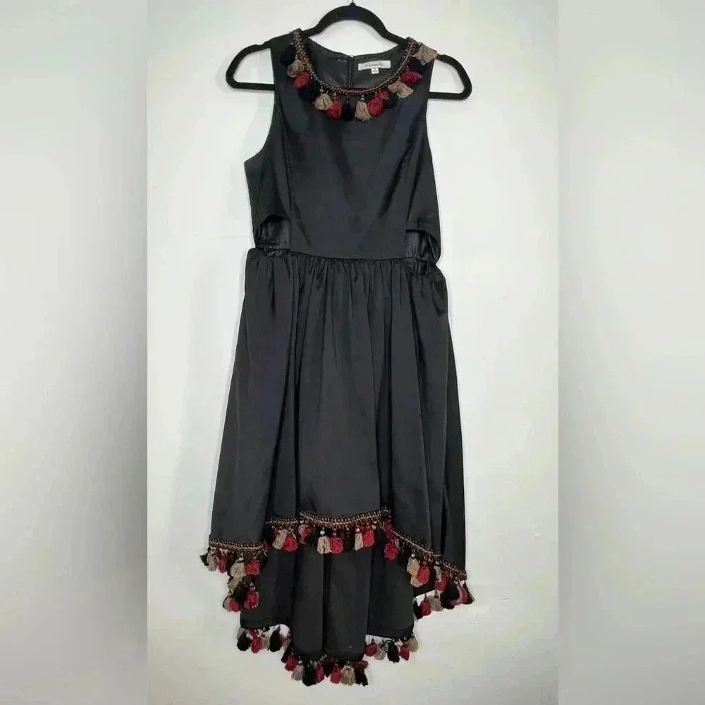 Francesca’s High Low Dress Cutout Waistline Fringes along Neckline and Hemline M